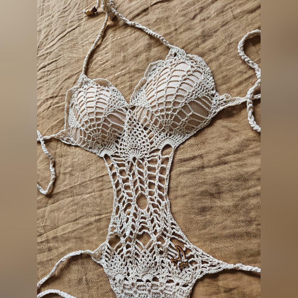 Elegant Crochet Lace Monokini - Cream Adjustable